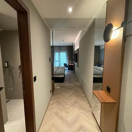 Stadthotel Neumarkt Mitte Hotel *
