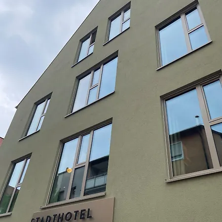 酒店 Stadthotel Neumarkt Mitte 德尔奥博的新市场