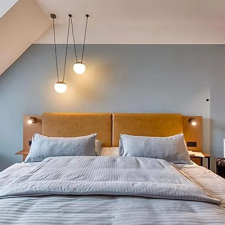 Stadthotel Neumarkt Mitte Hotel