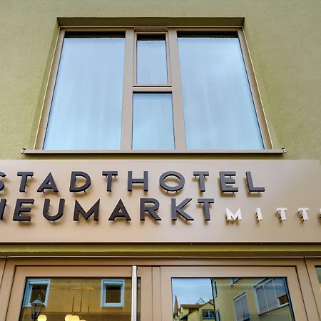 酒店 Stadthotel Neumarkt Mitte 德尔奥博的新市场
